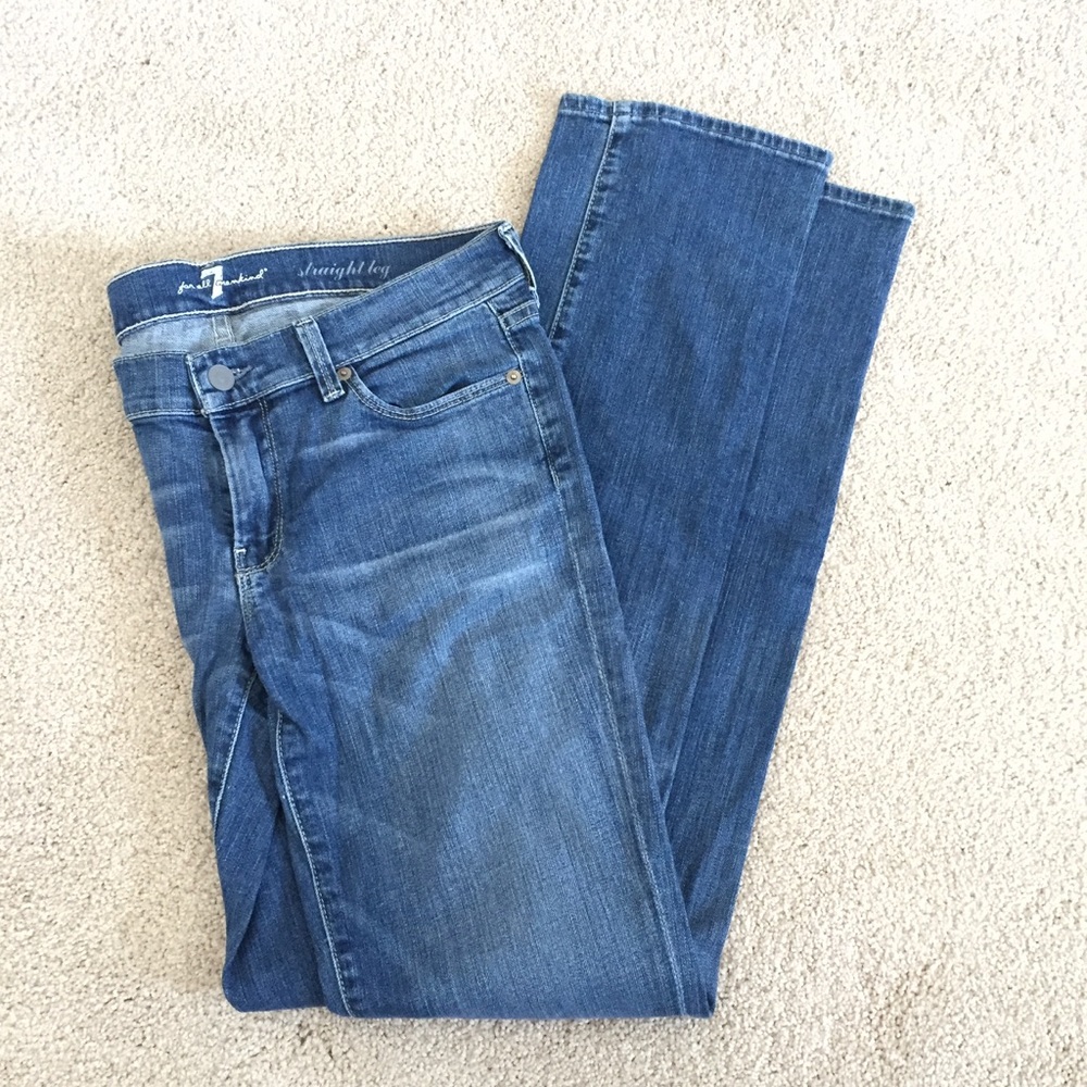 7 Jeans. Straight leg. Barely worn. Size 29.